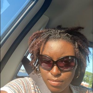 Meet your Posher, Jasmine